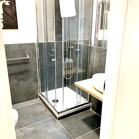 Spacious In With Sea And Views Apartmán *